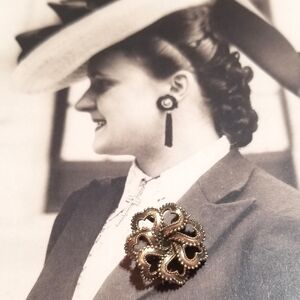 1800s Victorian Etruscan Sterling Hearts Brooch